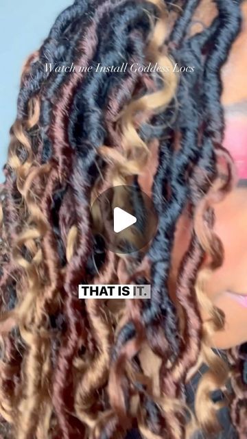 Color 350 Soft Locs, Crochet Locs Hairstyles For Women, Locs Crochet Hairstyles, Natural Goddess Locs, Boho Locs Hairstyles, Boho Locs Black Women, Goddess Locs Hairstyles, Crochet Goddess Faux Locs, Boho Goddess Locs