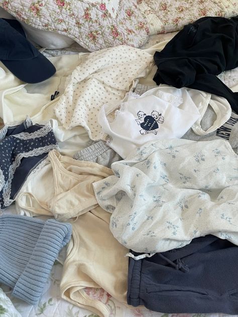 brandy melville inspo, brandy melville haul, brandy melville aesthetic, clothes, coquette, it girl, dollette Shopping Haul Aesthetic, Alaina Core, Brandy Melville Haul, Haul Aesthetic, Brandy Girl, Clothes Coquette, Brandy Melville Aesthetic, Shopping Haul, Build A Closet