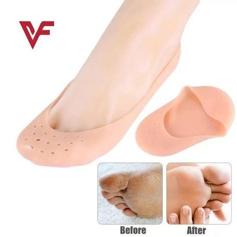 Silicone Full Heel Anti Crack Socks Silicone Socks Moisturizing Gels https://alifonline.pk/products/silicone-smiling-foot Alif Online #Hot #alifonlinepk #womenshealth #cream #beautytips #healthcare Silicone Socks, Gel Moisturizer, Silicone Gel, Fashion Pieces, Chic Fashion, Trendy Accessories, Chic Style, Women's Accessories, Beauty Hacks