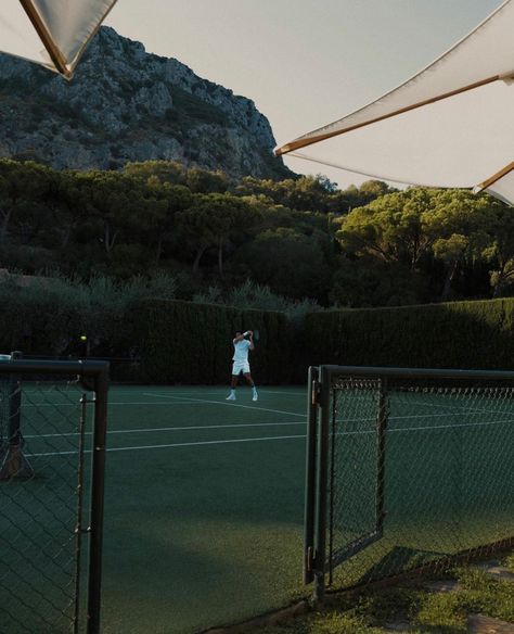 Christian Sieber, Italy Magazine, Chasing Dreams, Old Money Aesthetic, Future Life, Travel Inspo, Tennis Court, Monday Motivation, Old Money