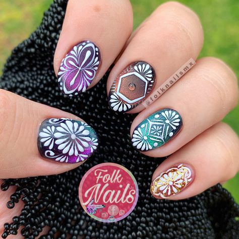 #mexa #mexicannails #nailsofinstagram#nails #shortnails #embroidery Mexican Nails, Beauty Nails, Short Nails, Nail Design, Pretty Nails, Nail Designs, Enamel Pins, Embroidery, Instagram Photos