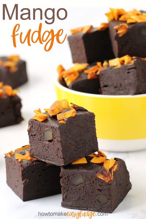 It's so easy to make this delicious Chocolate Mango Fudge using just 3-ingredients. This creamy fudge is topped with bits of dried mangos and filled with chunks of mangos too. See the recipe at HowToMakeEasyFudge.com. #chocolate #mango #mangofudge #chocolaterecipes Mango Fudge, Coffee Fudge Recipes, Vanilla Fudge Recipes, Coffee Fudge, Creamy Fudge, Mango Chocolate, Easy Chocolate Fudge, Easy Fudge, Dried Mango