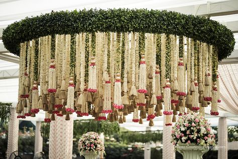 Indian Wedding Tent Decor, Lagna Mandap Design, Muhurtham Mantap Decoration, Hindu Engagement Decor, Rajnigandha Flower Decor, Marriage Chori Design, Floral Stage Design, Phoolon Ka Chaddar, Chori Decoration Wedding