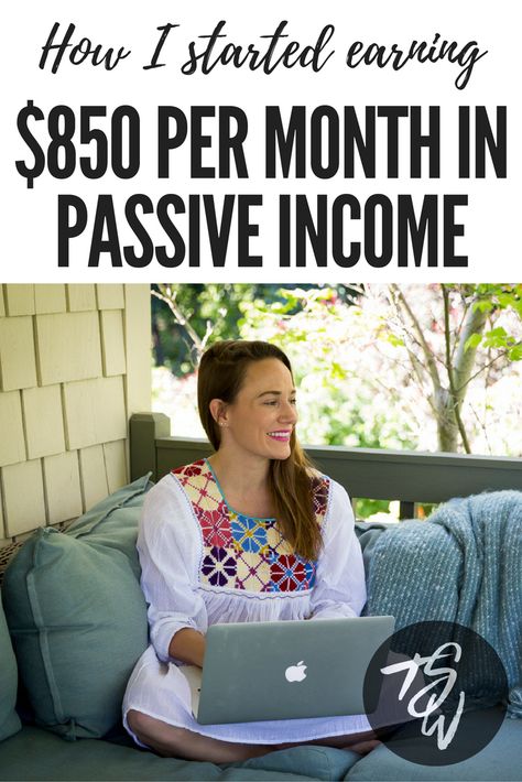 The top 5 things I did this year to start earning $850+ per month in passive income through my blog. Supplemental Income, Side Work, Creating Passive Income, Social Media Jobs, Text Overlay, Passive Income Online, Earn Extra Money, Income Ideas, Home Jobs