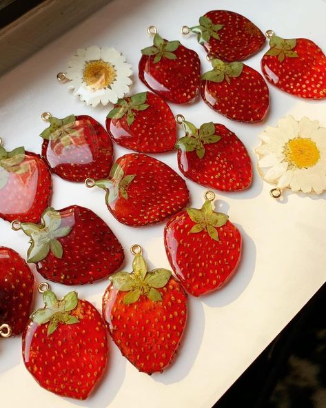 Glass Strawberries, Strawberry Items, Fruit Cross, Creative Treats, Earrings Strawberry, Wildflower Seed Paper, Strawberry Shortcake Characters, Strawberry Earrings, Red Gift Box