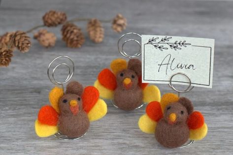 Thanksgiving Place Card Holders Turkey Name Tag Table Setting Decor Autumn Party Seating - Etsy Thanksgiving Name Place Cards, Thanksgiving Place Cards Diy, Name Tag Table, Turkey Place, Turkey Place Cards, Perrysburg Ohio, Thanksgiving Hair Bows, Diy Place Cards, Thanksgiving Hair