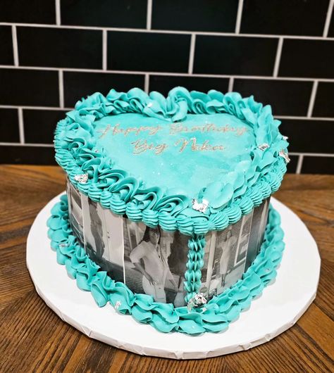 8 inch Vanilla heart cake... #odenisecupcakesandsweets #millbrookalabamabaker #customcake #smallbusiness #mgm Light Blue Heart Cake, Birthday Inpos, Blue Heart Cake, Heart Cake Birthday, Tiffany Cake, Teal Cake, Heart Birthday Cake, Tiffany Cakes, Heart Shaped Cake