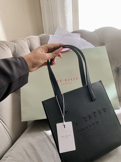 Ted Baker Aesthetic, Ted Baker Bag Outfit, Ted Baker Tote Bag, Ted Baker London Bags, Luxury Birthday Gifts, Uni Bag, Birthday Plans, Ted Baker Bag, Makeup And Beauty Blog