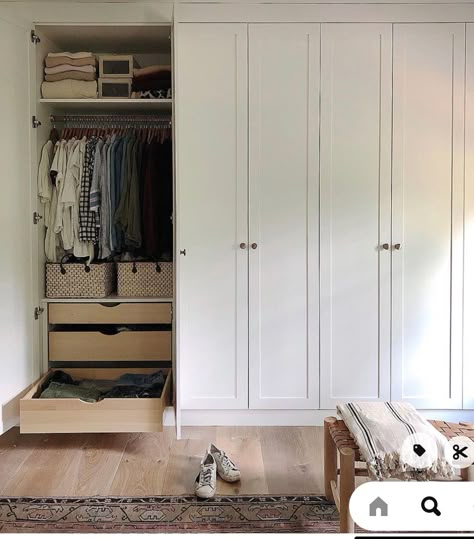 California Closets Wardrobe, Ikea Wardrobe System, Open Storage Closet Ideas, Built In Closet System, Closet Builtin Ideas, Bedroom Builtin Wardrobes, Built In Closet In Bedroom, Primary Walk In Closet, Built In Closet Design