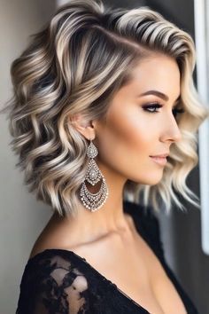 Create Pin for ad Blending Gray Hair, Hair Affair, Haircuts For Medium Hair, Hair Makeover, Penteado Cabelo Curto, Hair Color And Cut, Hair Inspiration Color, Outfits Winter, Great Hair