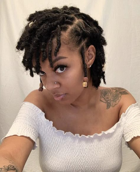 Loc Styles Side Part, Dreadlock Hairstyles For Short Hair, Locs Shoulder Length Styles, Women Loc Styles Short, Locd Hair Styles Short, Short Dreadlocks Styles For Ladies, Dreadlock Hairstyles Black Women Short, Short Natural Locs Black Women, Cute Short Loc Styles