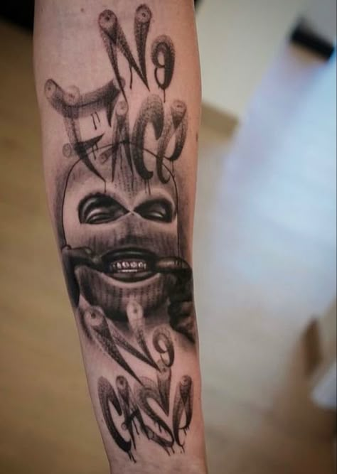 No Face No Case Tattoo Design, Loyalty Face Tattoo, No Face No Case Tattoo, Hooligans Tattoo, Gta Tattoo, Two Face Tattoo, Scarface Tattoo, Feather Tattoo For Men, Mens Face Tattoos