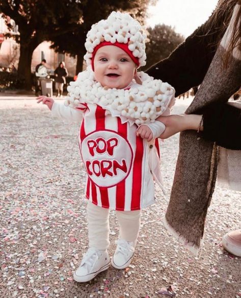 Funny Baby halloween Costumes - Popcorn baby halloween costume Baby Popcorn Costume, Popcorn Costume Diy, Funny Family Halloween Costumes, Funny Baby Halloween Costumes, Diy Baby Halloween Costumes, Popcorn Costume, Karneval Diy, Family Halloween Costume Ideas, First Halloween Costumes