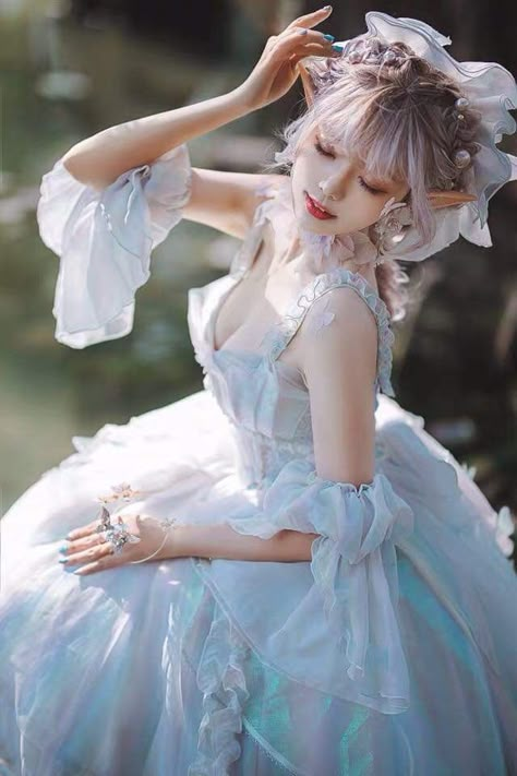 Ballgown Pose, Country Dresses, Photoshoot Themes, Kawaii Dress, Pose Reference Photo, Portrait Poses, Female Poses, 인물 사진, Cute Poses