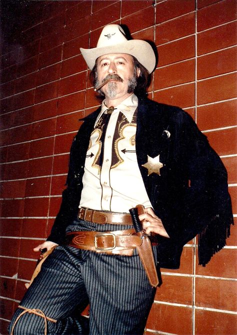 Sheriff Beltrán Sheriff Character Design, Western Sherrif, Sheriff Aesthetic, Sheriff Outfit, Sheriff Cowboy, Cowboy Sheriff, Colonel Mustard, Cowboy Fashion, Western Saloon