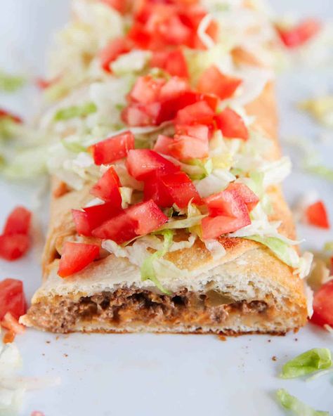 Taco Braid Taco Braid Recipe Pizza Dough, What To Make With Taco Meat Besides Tacos, Taco Braid Recipe, Meat Lovers Pizza Tacos Recipes, Cresent Taco Pizza, Taco Braid, Taco Pockets, Dinner Meat, Taco Filling