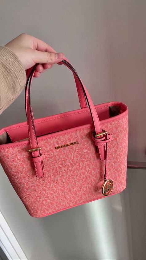 Purses And Handbags Michael Kors, Big Purses Handbags, Mk Purse Michael Kors, Michael Kors Pink Bag, Cute Purses For Women, School Purse Bags, Purses For School, Purse For School, Coach Totes