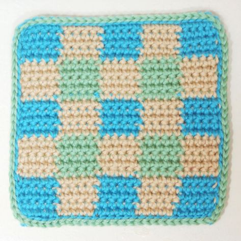 Free Checkerboard Patterns for Crochet Crochet Heart Patterns, Crochet Baby Blanket Beginner, Crochet Squares Afghan, Crochet Square Blanket, Crochet Heart Pattern, Crochet Geek, Checker Board, Easy Crochet Projects, Crochet Blocks