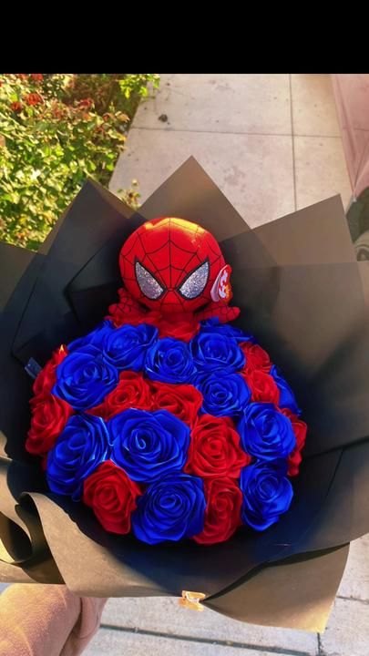 yass🍒 on TikTok Spiderman Bouquet, Spider Man Theme, Ribbon Rose Bouquets, Man Bouquet, Roses Bouquet Gift, Ribbon Flowers Bouquet, Spiderman Gifts, Eternal Roses, Money Flowers