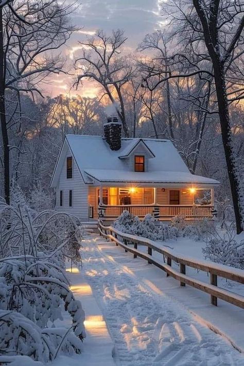 Winter Cottage Aesthetic, Snow Cabin Aesthetic, Cottage In Snow, Winter Cabin Aesthetic, Cozy Winter Cottage, Snowy Countryside, Snow Cottage, Snowy Cottage, Snow Cabin