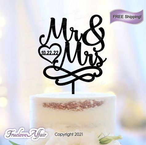 Elegant Personalize Mr & Mrs wedding cake topper with Date [TLA49] Initial Wedding Cake, Wedding Cake Topper Ideas, Wedding Cake With Initials, Wedding Cake Toppers Initials, Silhouette Wedding Cake, Wedding Cake Topper Silhouette, Silhouette Cake Topper, Silhouette Cake, Cricut Wedding