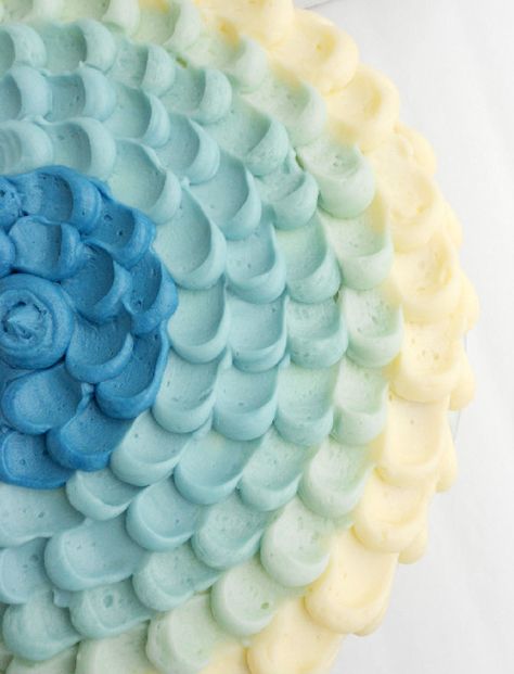 Blue Frosting, Petal Cake, Beach Wedding Cake, Ombre Cake, Dragon Birthday, Best Cake Recipes, Pastry And Bakery, Specialty Cakes, Fun Cupcakes