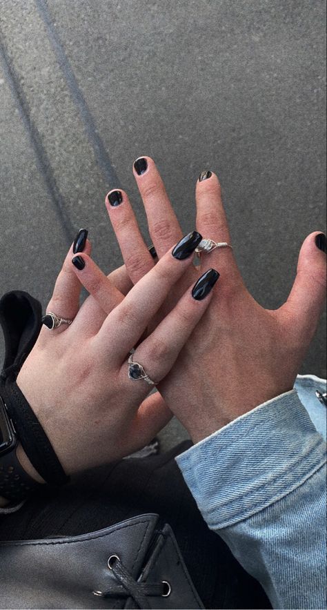 matching black nails :) Matching Nails Couples Black, Couple Nails Matching Black, Matching Halloween Nails With Boyfriend, Matching Nails With Boyfriend Aesthetic, Matching Nails With Boyfriend Black, Guys With Black Nail Polish, Matching Nails With Boyfriend Ideas, Matching Couple Manicure, Initial Nail Designs