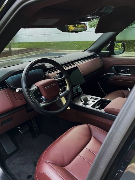 Burgundy Range Rover, Range Rover Sport V8, Range Rover Interior, Range Rover Black, Best Suv, Truck Interior, Brown Interior, Range Rover Evoque, Future Lifestyle