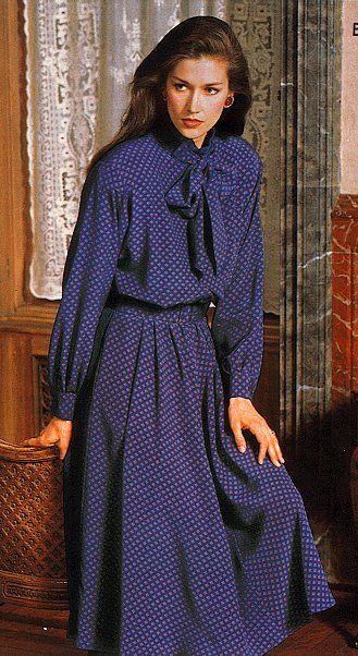 I think I hear him in my room again....he is going to really get it this time 1980s Fashion, Moda Vintage, 80s Fashion, Historical Fashion, 70s Fashion, Looks Vintage, Modest Outfits, Vintage Skirt, 90s Fashion