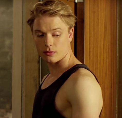 Freddie Fox, Cozy Mysteries, White Boys, Cucumber, Fox, Wattpad, Actors, Tv