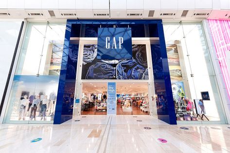 Reliance Retail Limited has entered into a long-term partnership with Gap to bring the US fashion brand to India. Through the franchise agreement, Reliance Retail has become the official retailer for Gap across all channels in India. It will bring Gap’s shopping experience to customers in India, offering the brand’s fashion for men, women & kids. Gap Store, Reliance Retail, Digital Ecosystem, Gap Logo, Business Portfolio, Professional Soccer, Retail Experience, Just Style, Clothing Retail