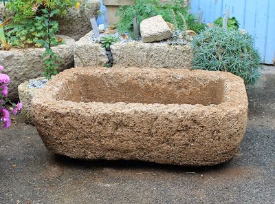 BARROW WORKS: A Little Photo Essay About Hypertufa Container Fountain, Limestone Trough, Limestone Fountain, Fountain Head, Garden Water Fountains, Stone Fountains, Hand Carved Stone, Outdoor Fountain, Outdoor Planter