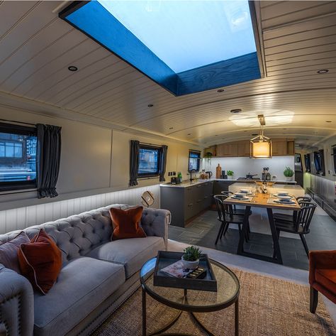 Barge Interior, Canal Boat Interior, House Boats For Sale, Boat House Interior, Boat Interior Design, Houseboat Living, Dutch Barge, Living On A Boat, Boat Interior