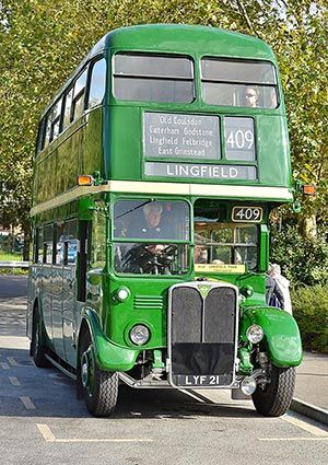 London Red Bus, Rt Bus, London Country, Buses, Buses And Trains, Red Bus, Old Lorries, Double Decker Bus, London Transport