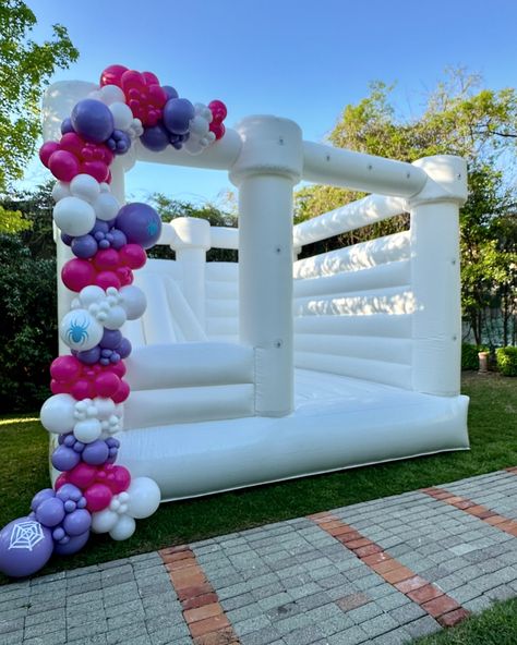 Need some fun at your event? Here’s your answer, adults and kids will love it! Book now, don’t wait! ✨ Our First balloon garland on our beautiful 15x15 slide combo! 🤩✨ #dfw #dfwrentals #dfwballoons #balloongarland #dfwbouncehouse #whitebouncehouse #spideyandhisamazingfriends #ghostspider Bounce Houses, It Book, One Balloon, Soft Play, Bounce House, Party Rentals, Balloon Garland, Some Fun, Love It