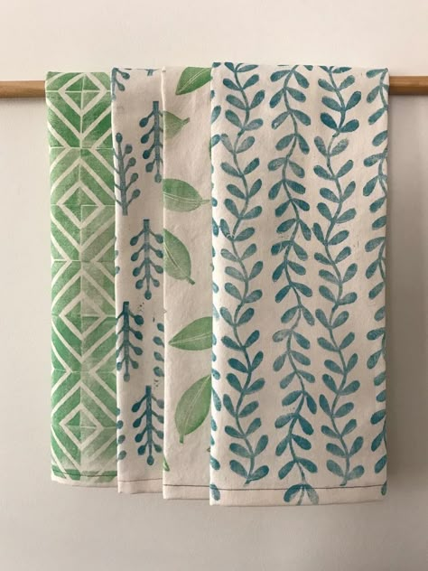 Screen Print Tea Towels, Fabric Painting Techniques, Hand Printed Textiles, Simple Hand Embroidery Patterns, Tie Dye Crafts, Block Painting, Block Print Saree, Hand Carved Stamps, Linocut Art