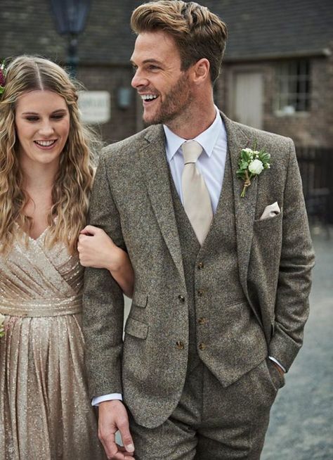 Brown Tweed Suit, Tweed Wedding, Groom And Groomsmen Suits, Tweed Wedding Suits, Mens Wedding Attire, Groom Wedding Attire, Tweed Waistcoat, Tweed Suit, Wedding Suits Groom