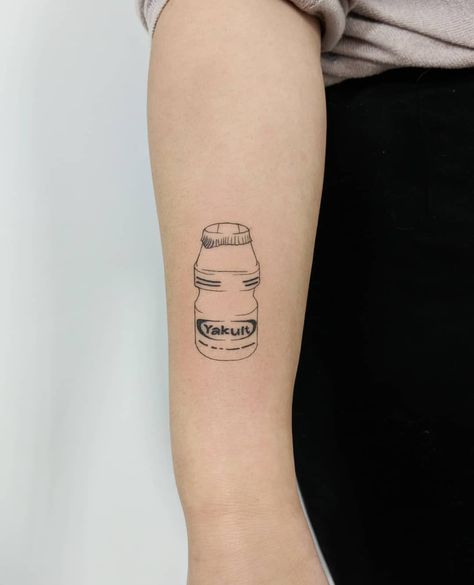 A little yakult from my flash, thank you! . . . #torontoartist #torontoart #torontotattoo #torontoink #hontattoo #tattooflash… Boba Tattoo Drink, Milk Tattoo, Banana Milk Tattoo, Yakult Tattoo, Yakult Drawing, Soju Bottle Tattoo, Boba Tattoo, Cute Ramen Tattoo, Drink Tattoo