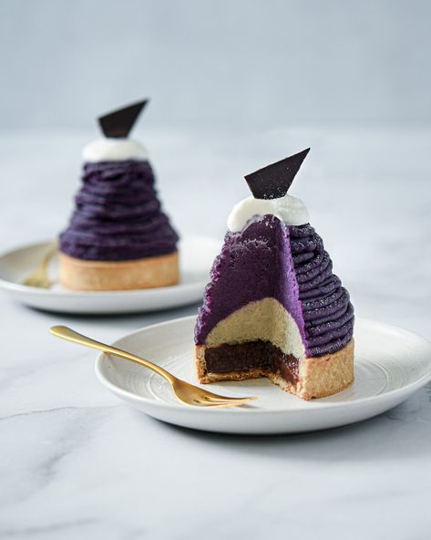 Mont Blanc Dessert, Red Bean Dessert, Dessert Aesthetic, Vegetarian Sweets, Orange Sweet Potatoes, Food Japan, Purple Sweet Potato, Red Bean Paste, Mini Treats