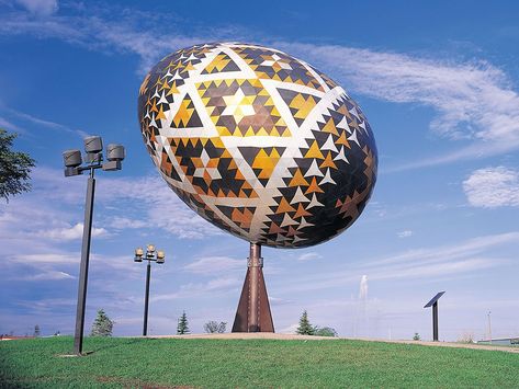 The 20 Most Quirky Roadside Attractions Across Canada Giant Easter Eggs, Discovery Museum, Bear Artwork, Largest Dinosaur, Ukrainian Easter Eggs, Canadian History, Roadside Attractions, Salvador Dali, Easter Egg