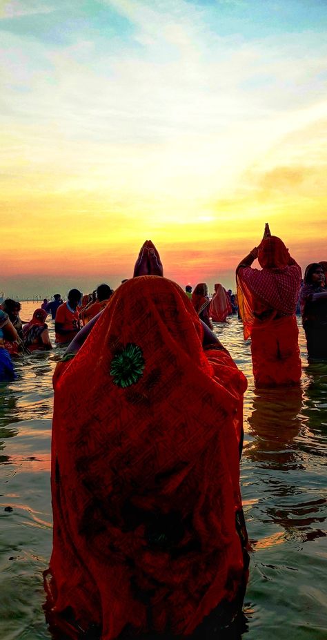 Chhath Puja Aesthetic Pics, Chath Puja Pic, Chat Pooja Photo, Chat Puja Image, Chhath Puja Image Hd, Chhath Puja Pic, Chhat Puja Image, Chath Puja Photography, Chhath Puja Poster