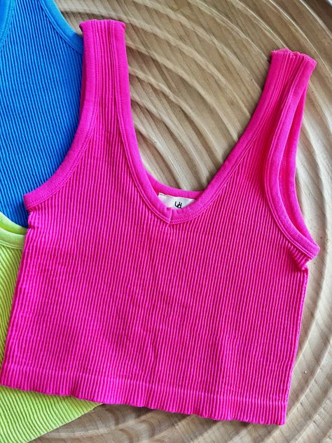 Seamless Style Tanks – O’Livs Boutique Sweat Set Outfits, Hot Pink Aesthetic, Aesthetic Tops, Hot Pink Tank Top, Say Less, Hot Pink Tank, Cute Preppy Outfits, Swimsuit Dress, Pink Tank