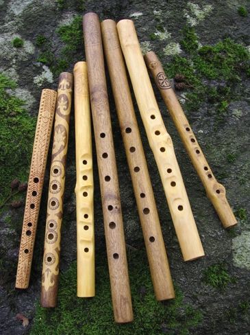 Winds of peace Native Flute, Drum Cases, Frame Drums, Wooden Flute, Tin Whistle, Native American Flute, Flute Music, Finn The Human, Bamboo Crafts