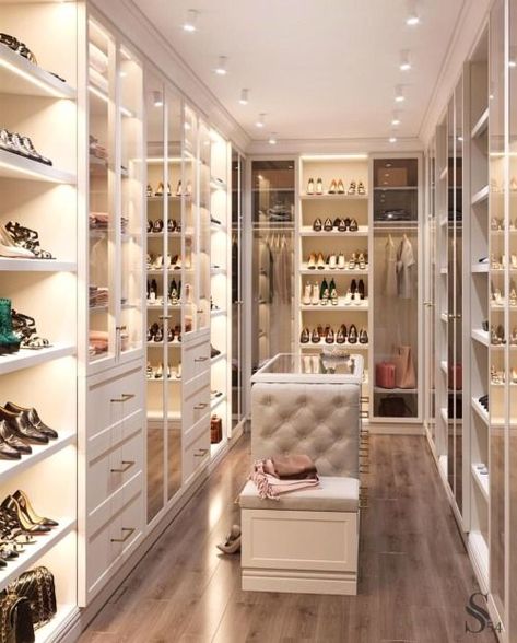 A Walk In Closet, Interior Design Per La Casa, Luxury Closets Design, Dekorasi Kamar Tidur, Indie Room, Bed In Closet, Design Del Prodotto, Dressing Room Design, Closet Designs