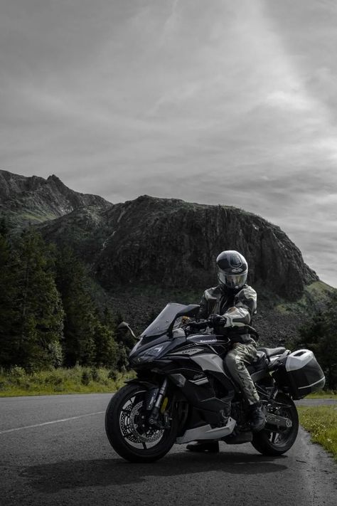 Your Guide To Motorcycle Touring: Norway & The Arctic Circle Dream Building, Ninja 1000, Mountain Roads, Motorcycle Touring, Touring Motorcycles, Best Sport, Motorcycle Travel, Sport Touring, Touring Bike