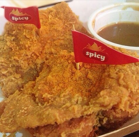 Delish! #CheapTreats Jollibee Chicken Joy Jollibee Spicy Chicken Joy, Jollibee Chicken Joy, Jollibee Chicken, Chicken Joy, Food Motivation, Healthy Food Motivation, Spicy Chicken, Yummy Foods, Good Mood