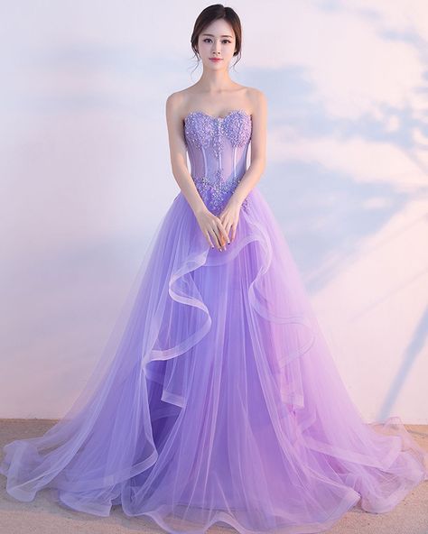 Vestido Color Lila, Prom Gowns Elegant, Purple Ball Gown, Backless Formal Dresses, Purple Tulle, Purple Evening Dress, Gowns Elegant, Senior Prom Dresses, Purple Prom Dress