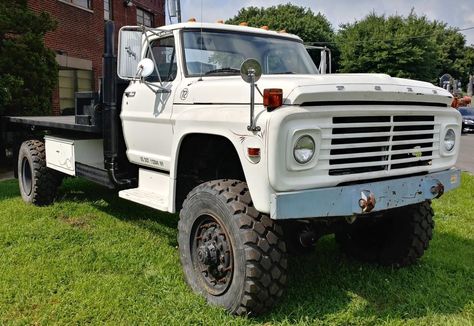 Ford F700 4x4 With Cat Diesel Engine Wooly Rhino, Ford Work Trucks, Ford Crew Cab, International Pickup Truck, Big Ford Trucks, Hydraulic Winch, Ford F 150 Raptor, Work Trucks, Vintage Pickup Trucks