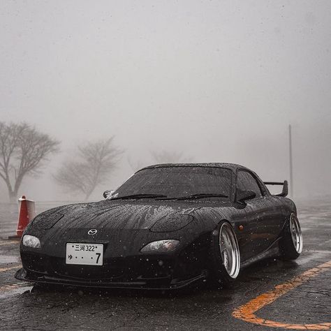 Rx 7, Mazda Rx7, Black Car, Future Car, Car Photography, Jdm Cars, Car Wallpapers, Dark Aesthetic, Custom Cars