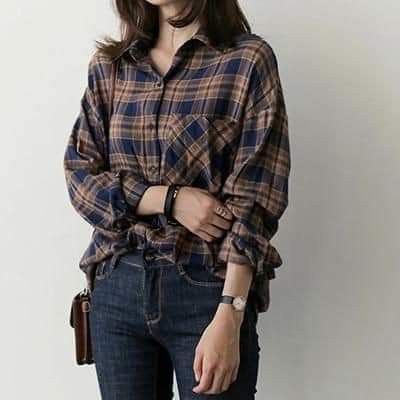 Checked Shirt Outfit, Blouses Long Sleeve, Plaid Shirt Women, Woman Clothes, Casual Day Outfits, Ladies Tops, Women Blouses, Loose Shirts, Mode Inspo